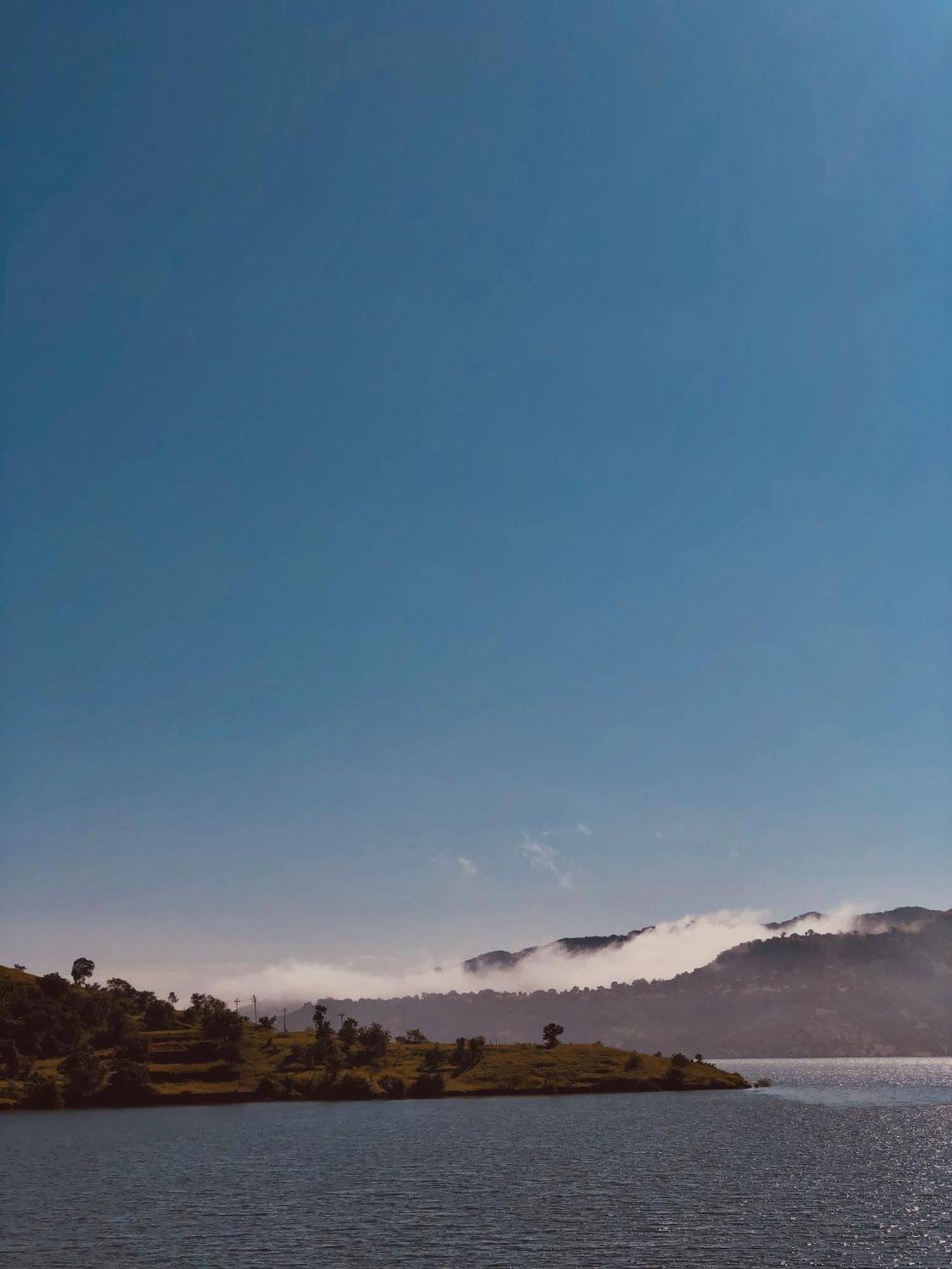 Swiss Lake Resort Lavasa Kültér fotó